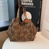 European & American Retro Leopard Print Shoulder Bag - Large Capacity, Stylish Mommy Tote