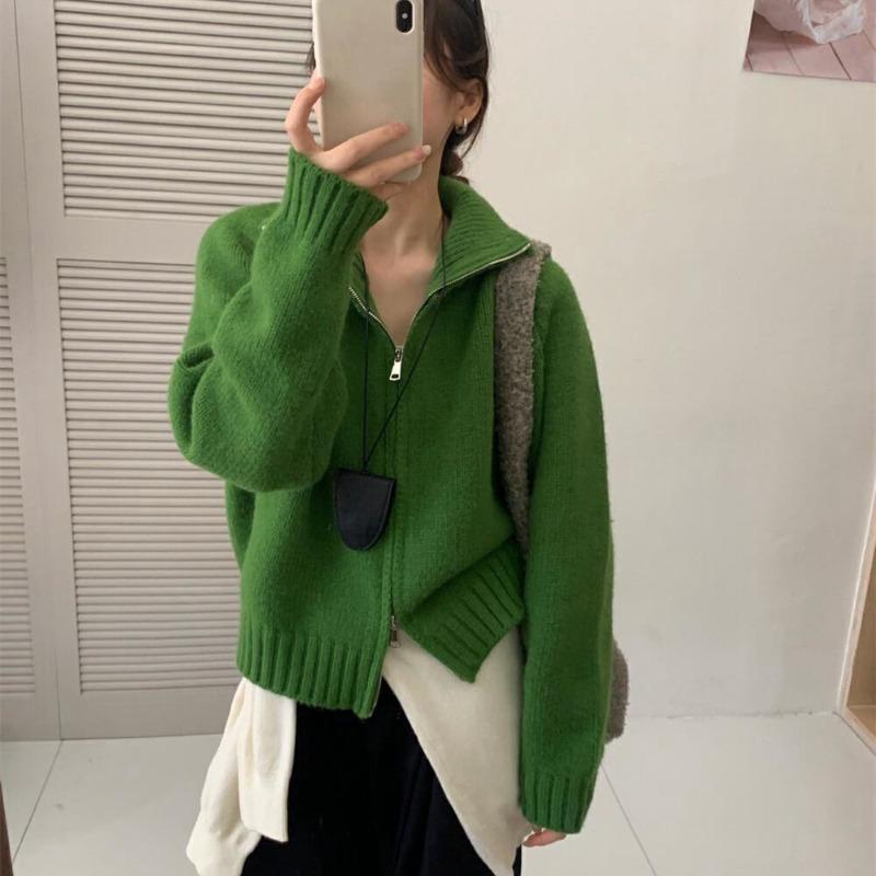 Autumn and winter new wear long-sleeved zipper knitted cardigan top women's small solid color lazy sweater jacket