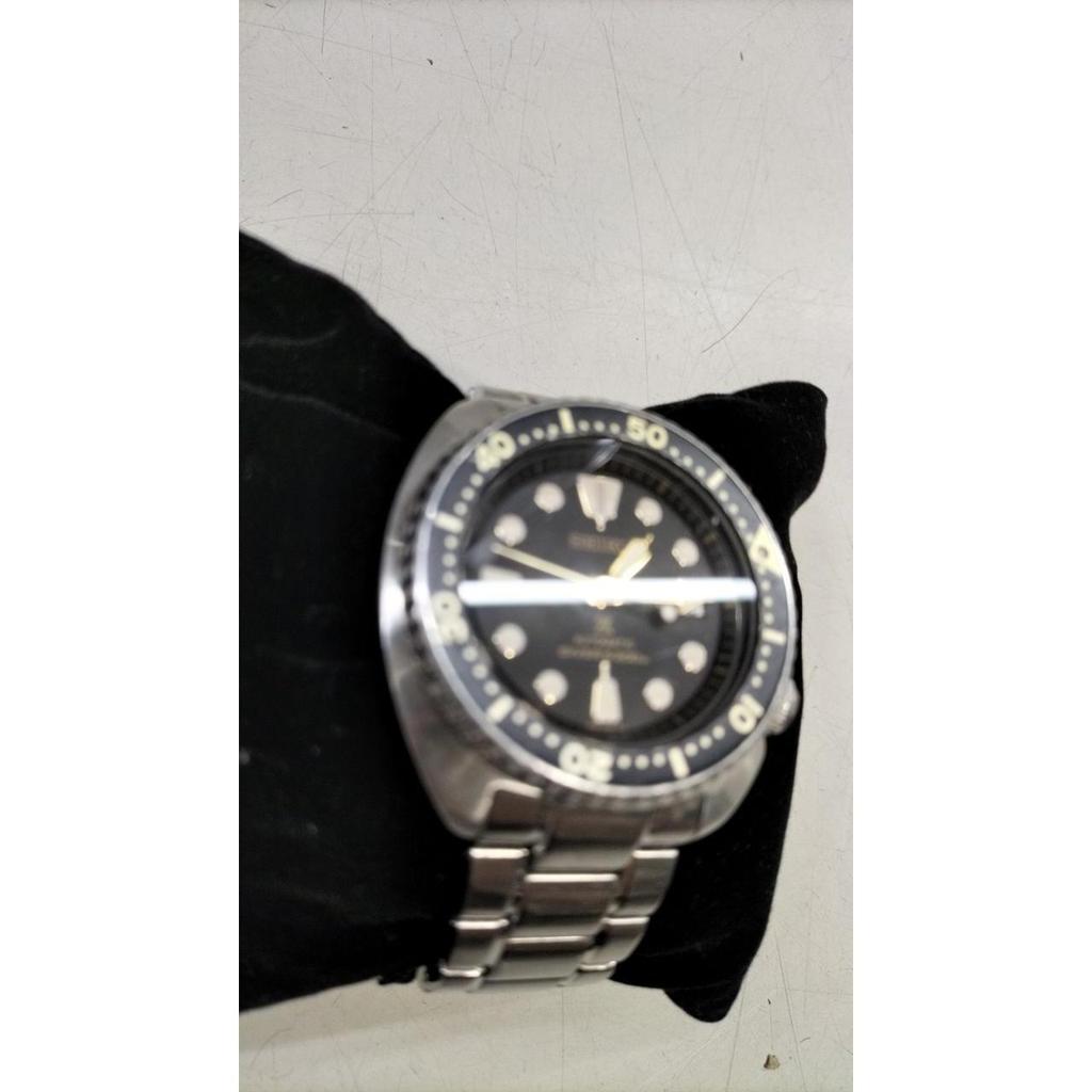 Used SEIKO 4R36-O4YO diver's watch