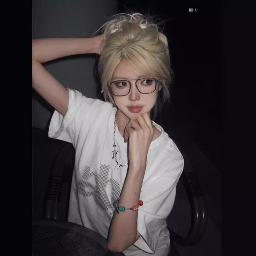 Plus Size Women's White Letter Print Short-Sleeve T-Shirt - Trendy Summer Casual Top