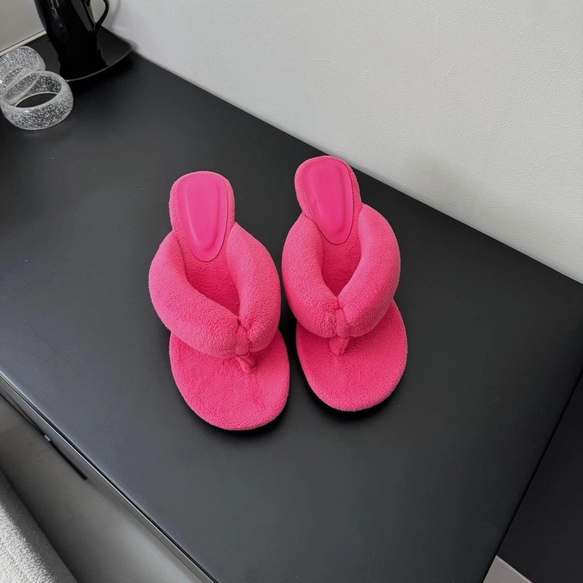 

Wedge heel 5 cm high heel clip-toe flip fluff women s outer wear fleece sandals 40 розы красного