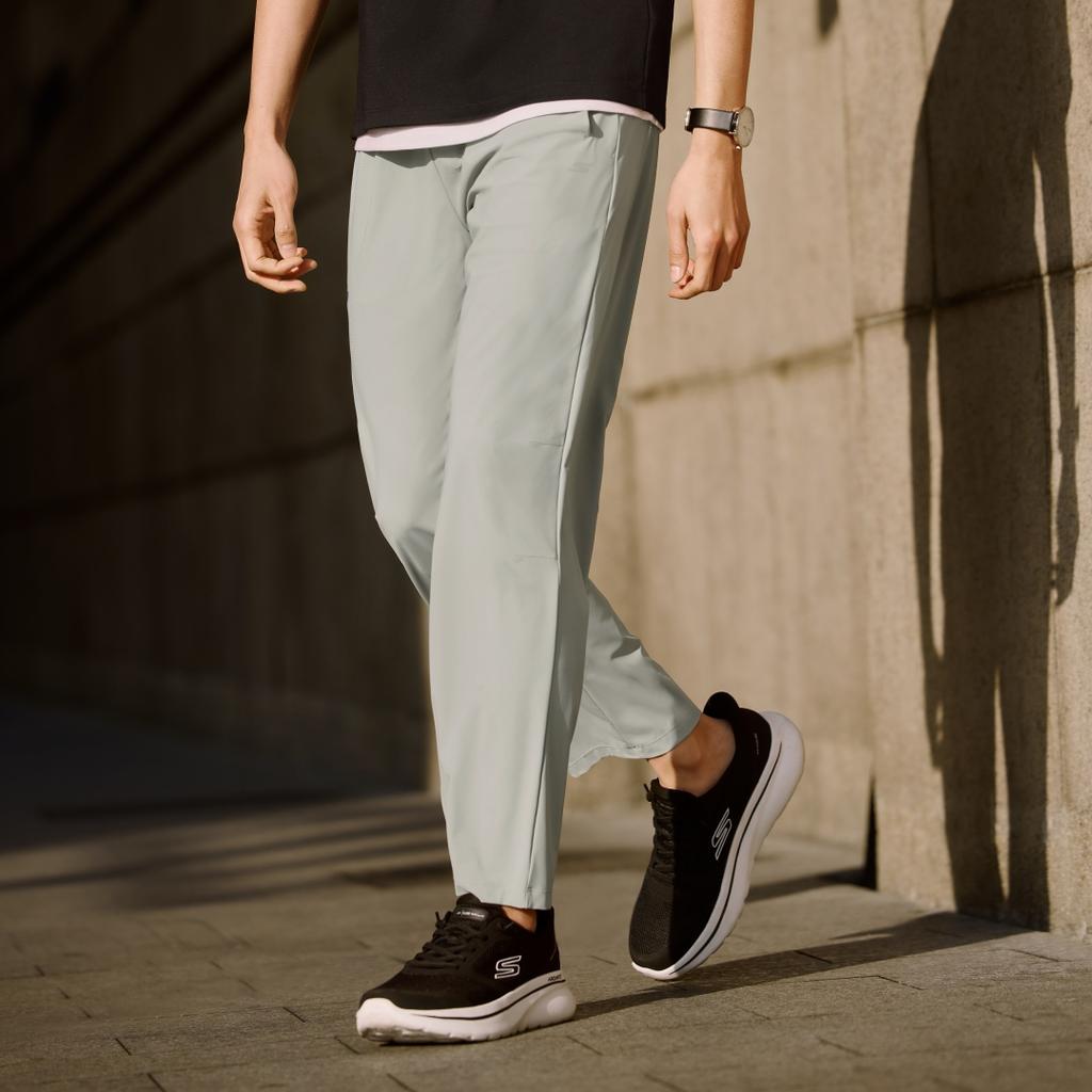 Skechers Pantalones Deportivos de Punto Transpirables de Secado Rápido de Color Sólido SS26 para Hombre P226M047-04H0