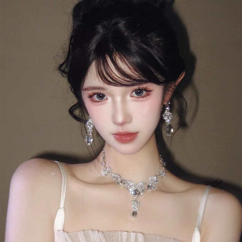 Elegant Waterdrop Diamond Tassel Necklace and Earrings Set for Women