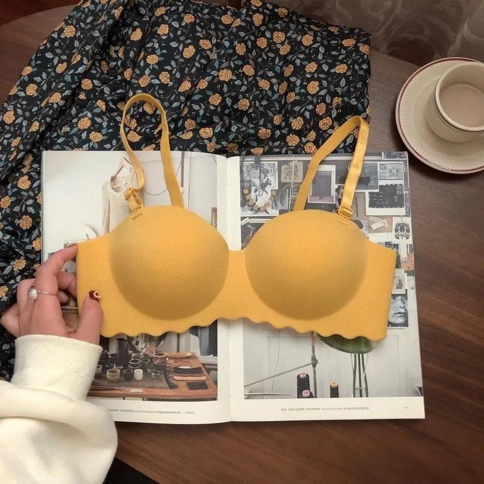 Minimalist Onepiece Japanese Girl Bra With Breathable Nylon Fabric For Teens And Young Adults