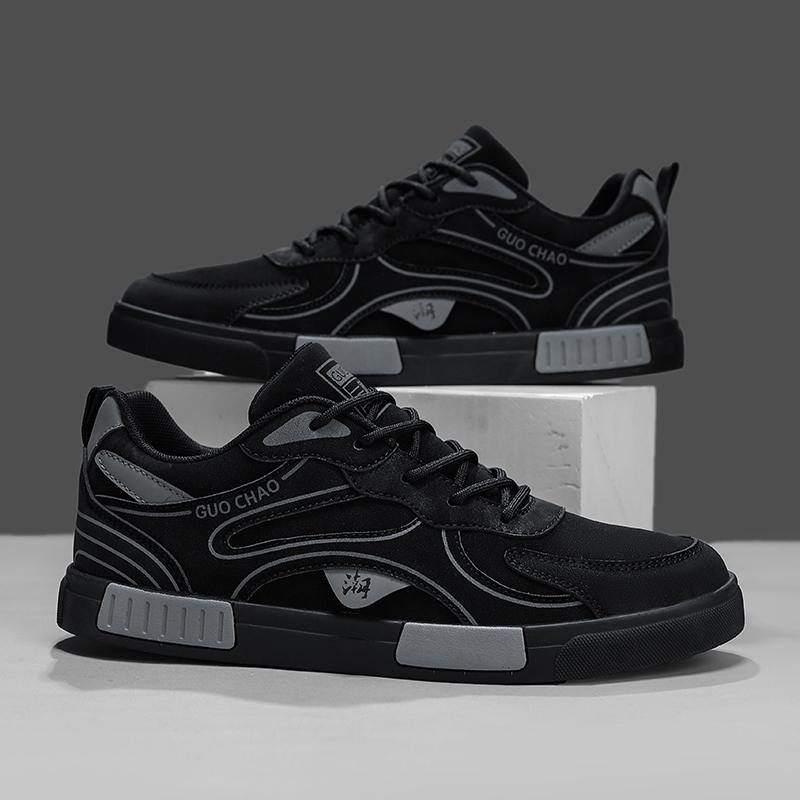 Men’s Sports Shoes Casual Skateboarding Shoes Black Running Shoes Jogging Sneakers Shoes for Students Over Sized