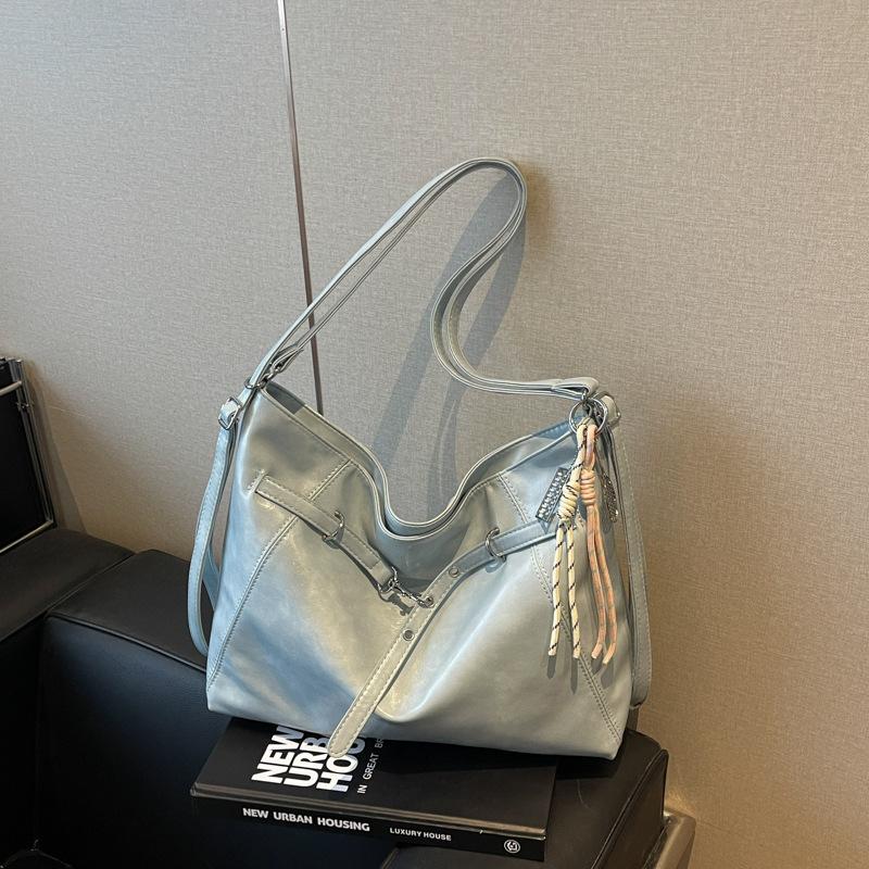 Large Capacity Bag Women's Summer 2025 New Niche Design Single Shoulder Crossbody Tote Bag Multi-functional Backpack