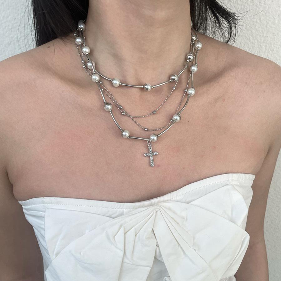 Multi-layer pearl diamond cross pendant necklace personalized retro high-end clavicle chain light luxury versatile jewelry women