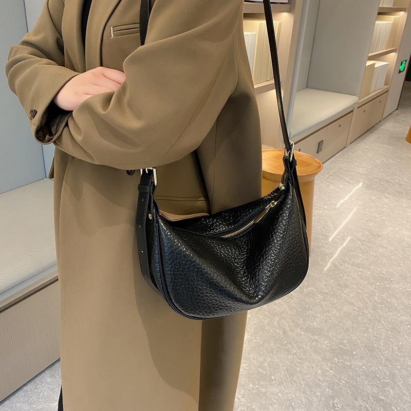Women's Genuine Leather Messenger Bag Soft Vintage Cow Leather Feminine Crossbody Bag