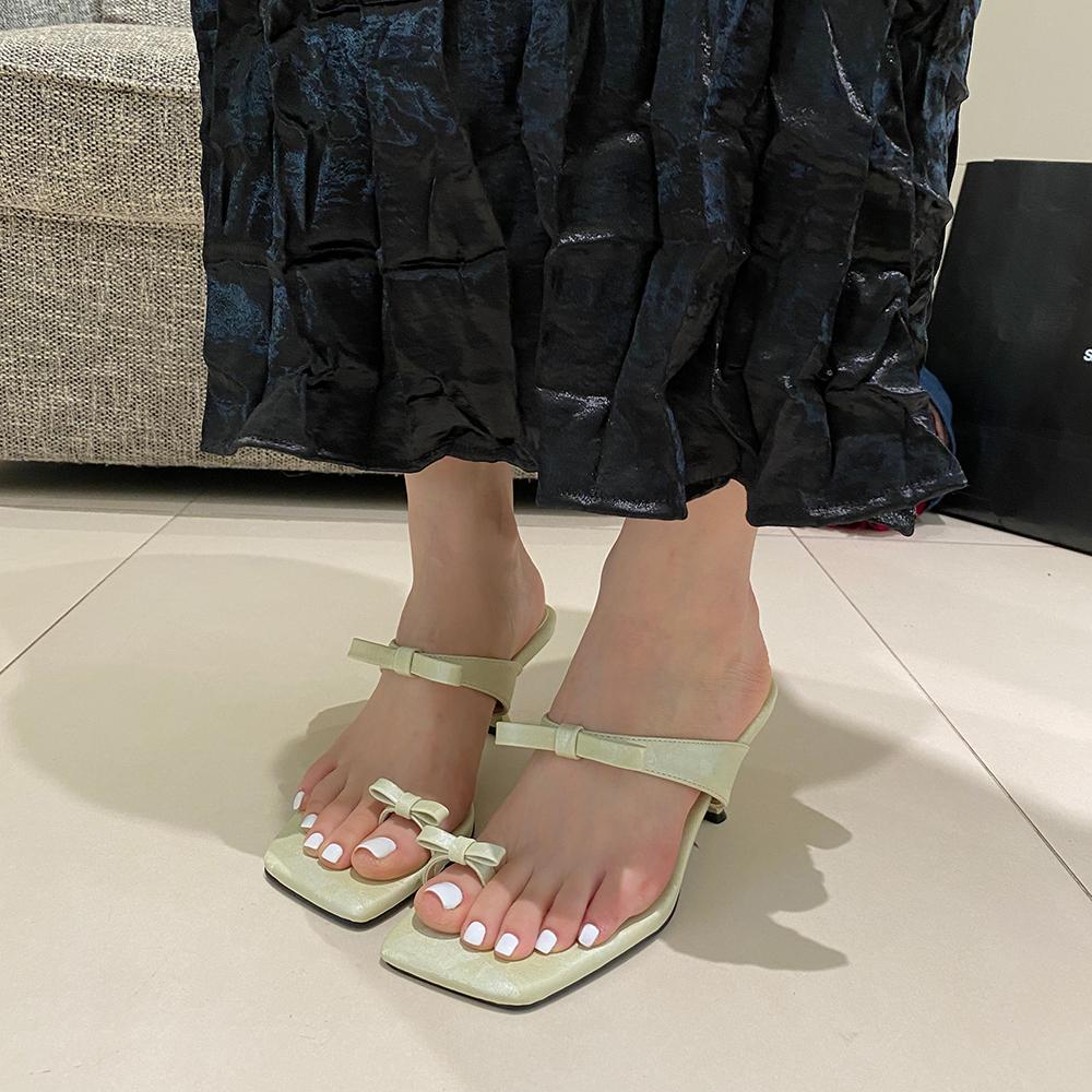 мода Модные женские тапочки Летние уличные шлепанцы Тонкие высокие каблуки Клипса носок — фото 7