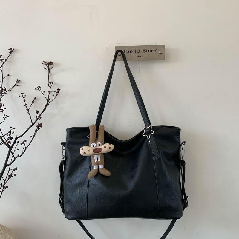 Niche large-capacity commuter tote bag autumn new lazy style simple texture casual shoulder bag