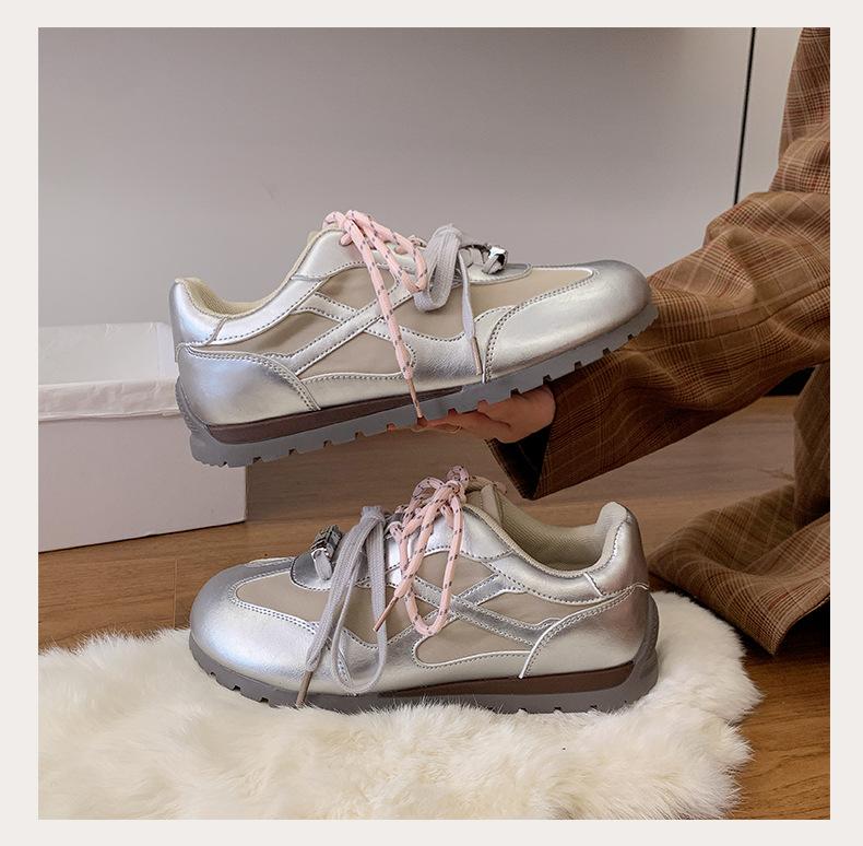 Europese goederen verhogen de hoogte van Duitse trainingsvaderschoenen 2025 vroege herfst nieuwe leren zachtzool muffin schoenen damesschoen Forrest Gump casual schoen