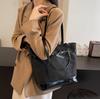 Simple Retro Premium Bucket Bag Women's Autumn and Winter New Fashionable Large-capacity Versatile Casual Shoulder Bag
