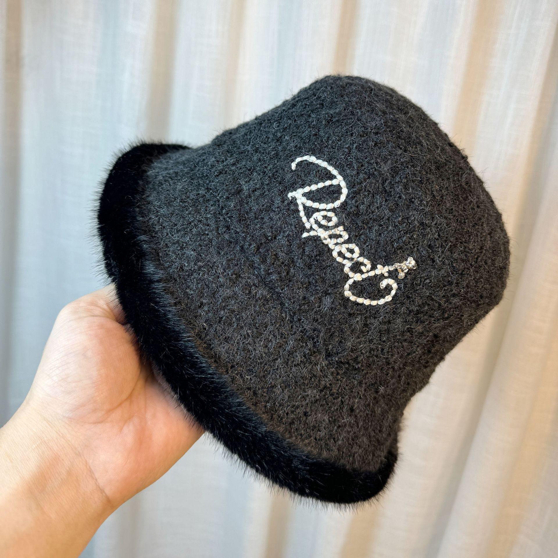 

Новая стильная шляпа рыбака для женщин на осень и зиму Простая и модная Плюс бархат для сохранения тепла Норковый мех для подчеркивания лица Маленькая шляпа-ведро Трендовая one size