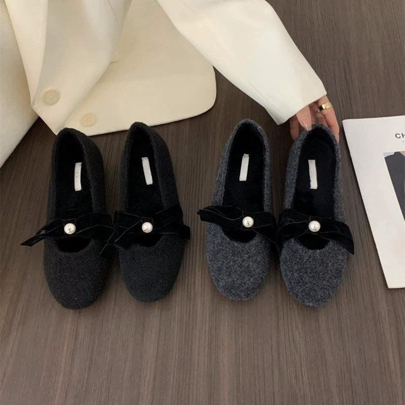 New Style Interior Height Increasing Gentle Evening Shoes Gray Shoes for Women 2026 Autumn Winter Velvet Mary Jane Hairy Shoes
