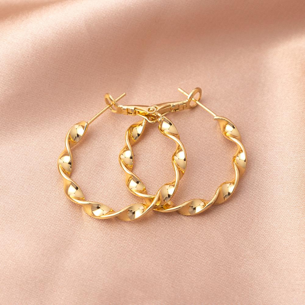 

925 Silver Large Hoop Earrings for Women - Light Luxury High-End Design, Exaggerated Plain Hoops for Square and Round Faces.