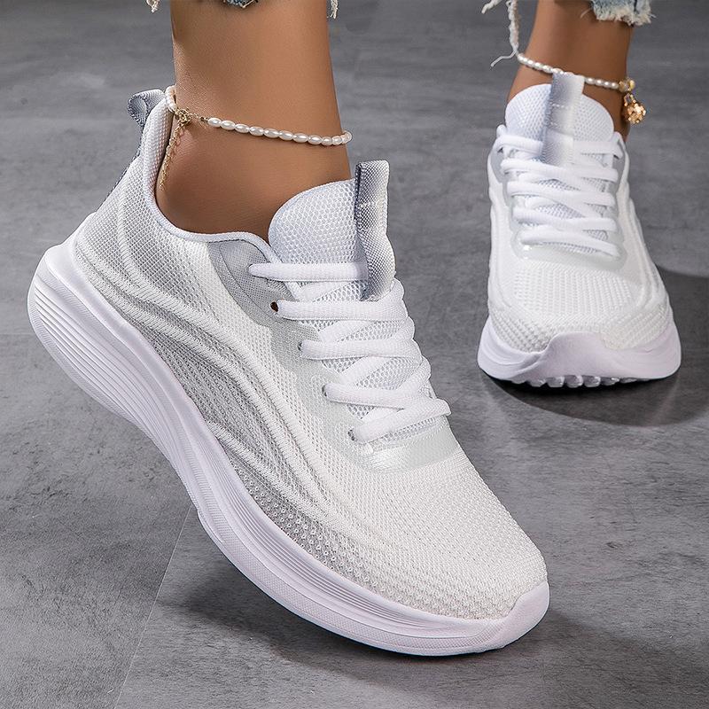 

Новая весенне-осенняя повседневная спортивная обувь женская на мягкой подошве нескользящая обувь для ходьбы для мамы корейская версия универсальная обувь для путешествий бело-розовая 45