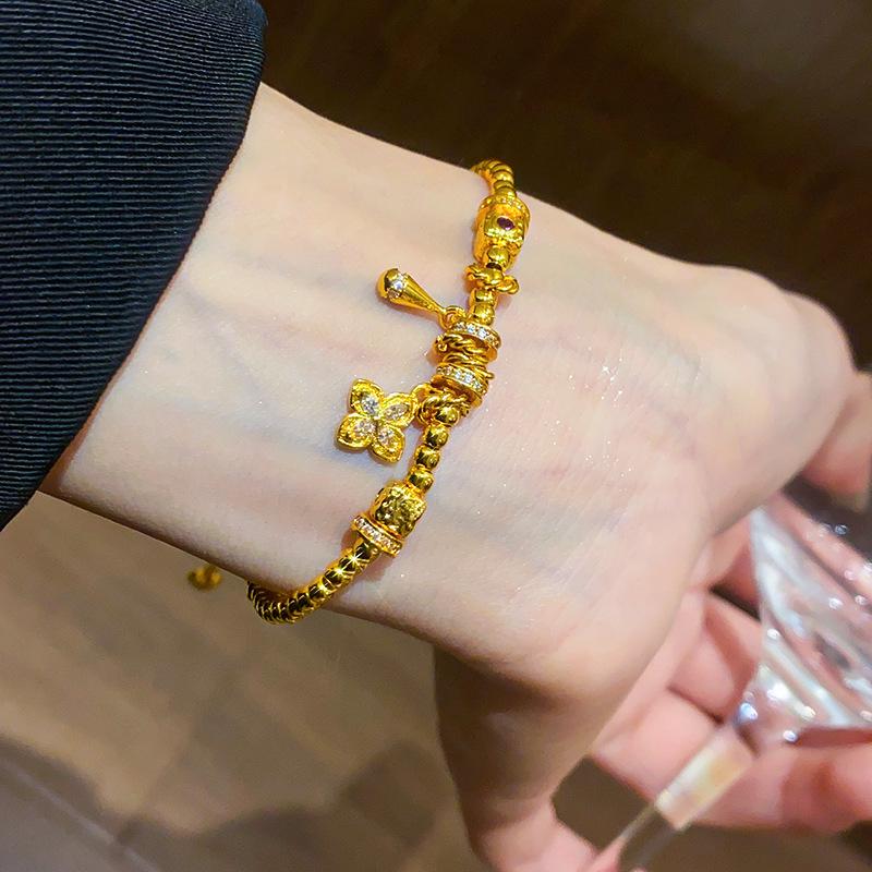24K Gold-Plated Beaded Flower Bracelet: Luxurious Retro Court Style Jewelry