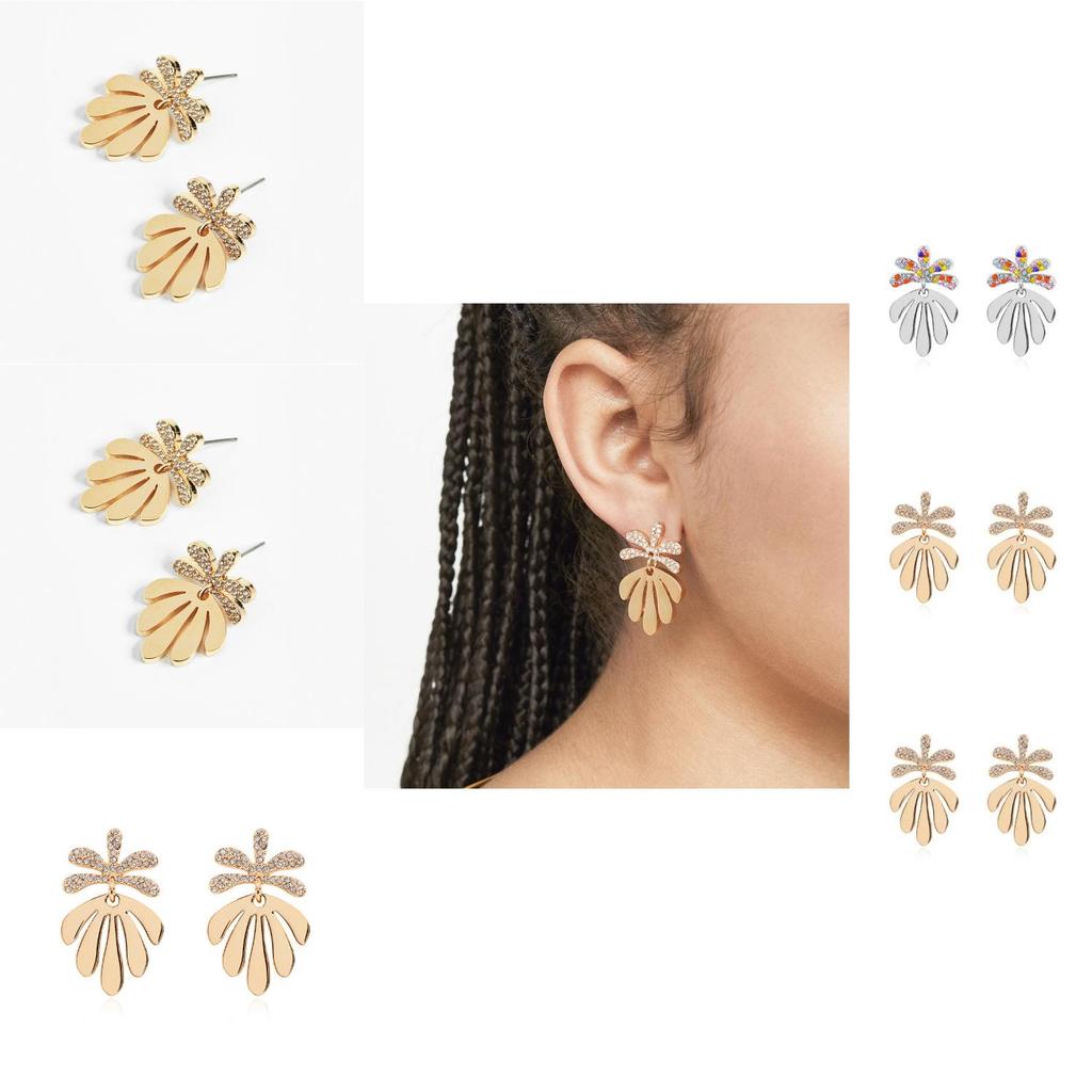 Fashionable Women's Leaf Earrings Alloy Plated Design Ideal For Gift Giving