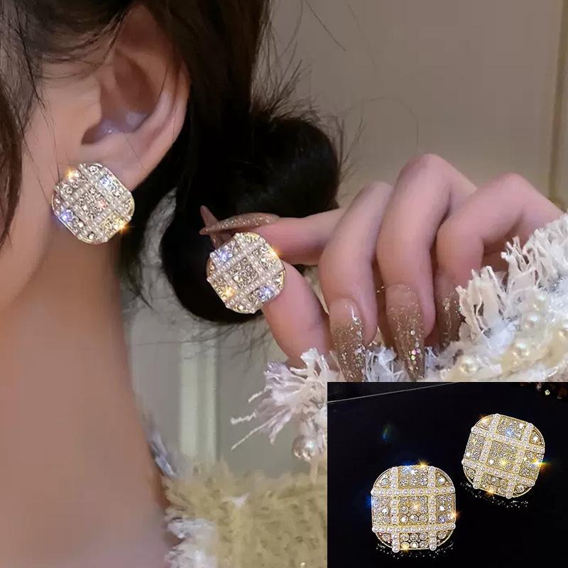 

Роскошные серьги с полным бриллиантовым паве, супер сверкающие, высокого класса, с модным темпераментом One Size жёлтый