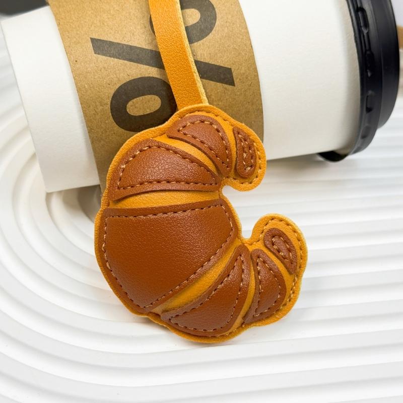 Croissants Bag Charm Pendant Aesthetic Purse Charms Aesthetic keychains Keyring for Women Backpack Purse Handbag Decors