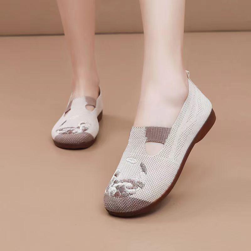 Ladies' Summer 2025 Breathable Soft Sole Anti-slip Mom Shoes Leisure Mesh Flat Embroidered Shoes Embroidery