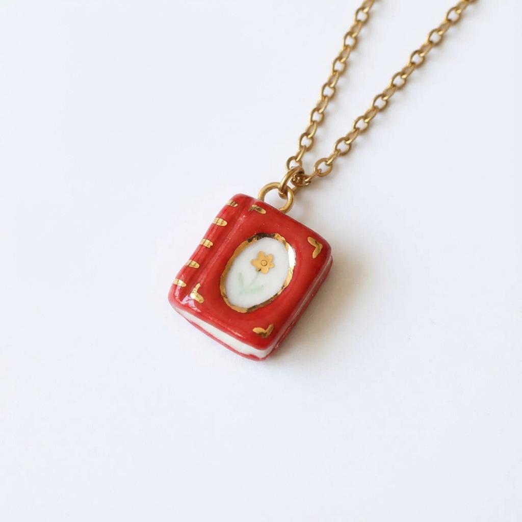 Stainless Steel Retro Red Hand-Painted Book Necklace Star Printing Literary And Artistic Style Niche Necklace