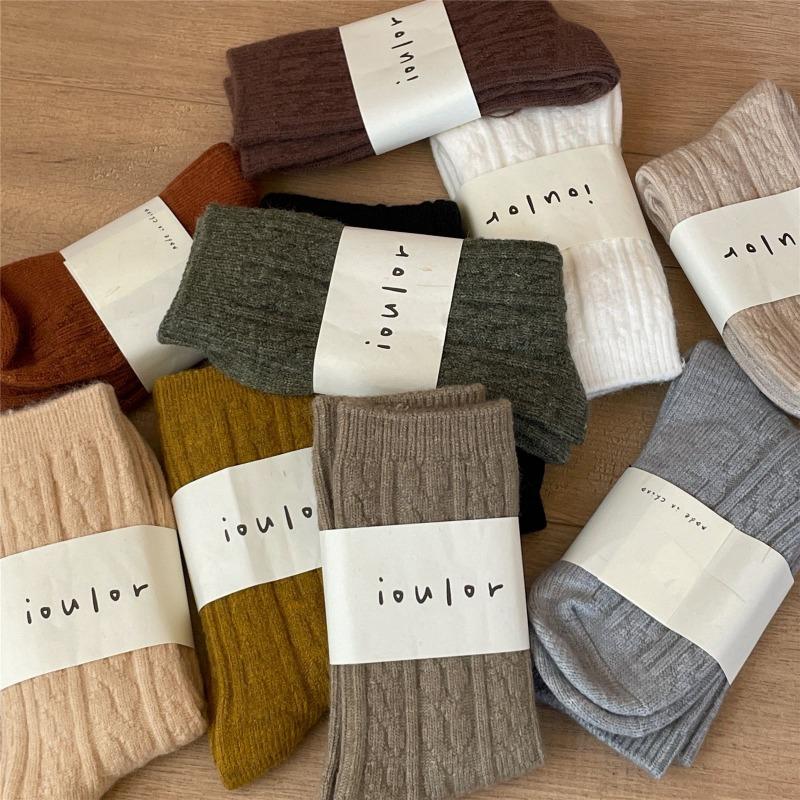 Ladies Winter Warm and Thick New Linen Pattern Solid Color Wool Tube Pile Socks
