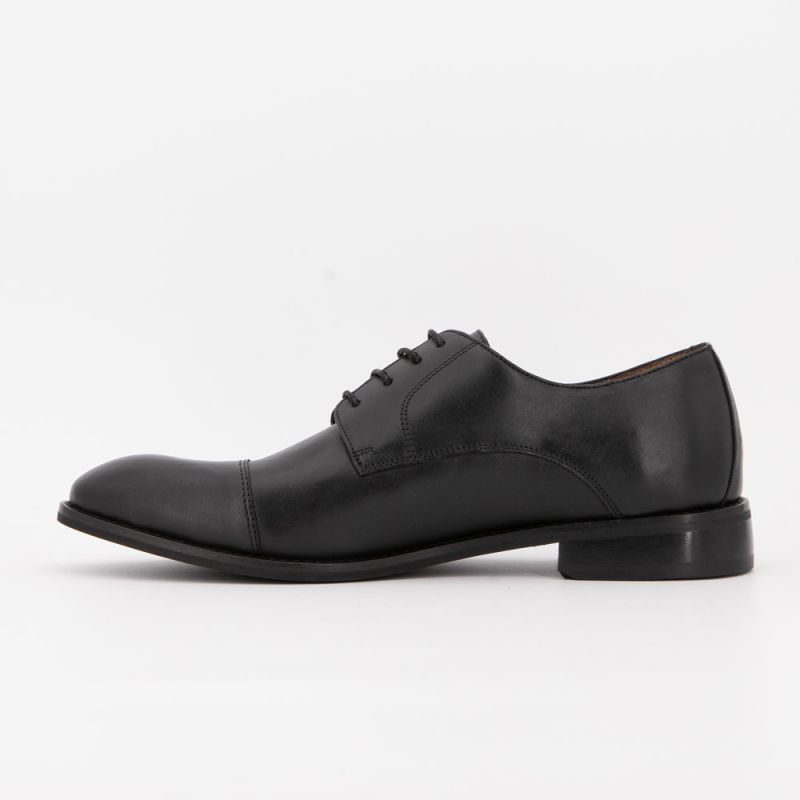 Derbies à lacets noires cuir lisse Homme PIERRE CARDIN