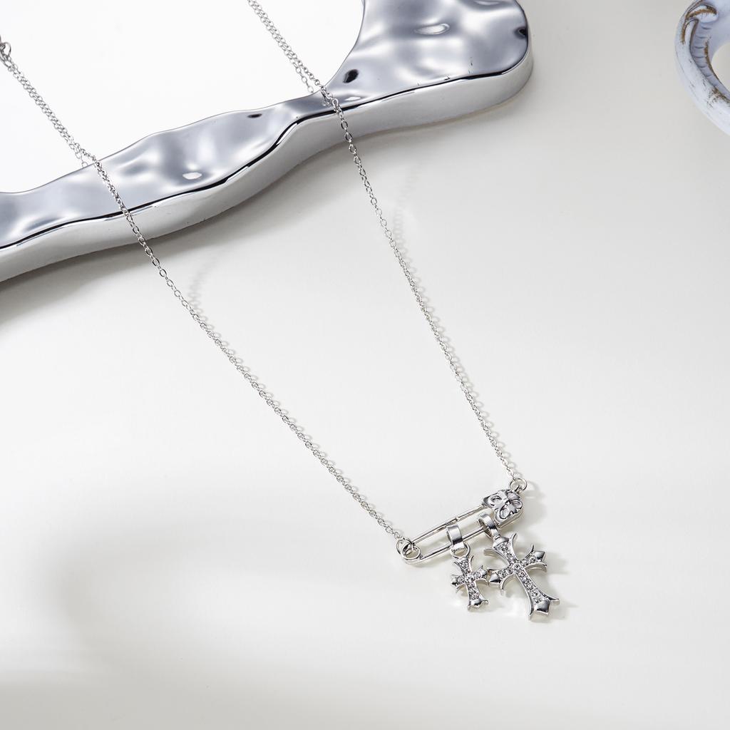 Gotische Sicherheitsnadel Kreuz Halskette für Damen Silberfarbe Strassstein Anhänger Choker Grunge Punk Ästhetik Anhänger Schmuck Geschenk 2026