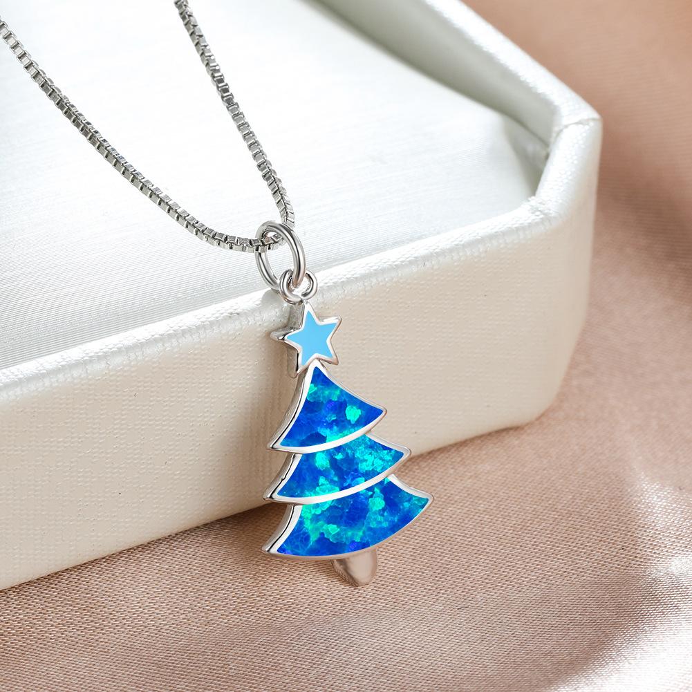 Christmas Tree Necklace Womens Fashion Accessories Gentle and Versatile Collarbone Chain Accessories