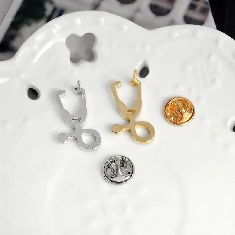 Doctor's Stethoscope Brooch and Chest Ornament Stethoscope Brooch Pin Medical Fashion Jewelry Enamel Denim Jackets Collar Badge