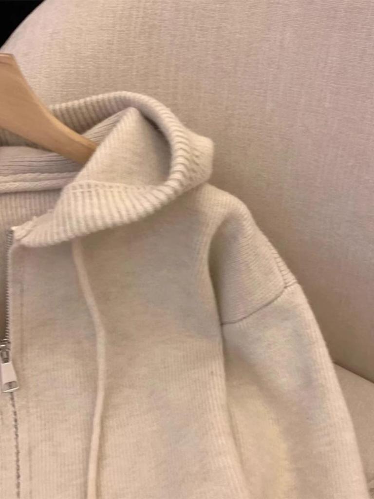Cozy Hooded Zipper Cardigan: Women's Knitted Autumn/Winter Age-Reducing Sweater 2025