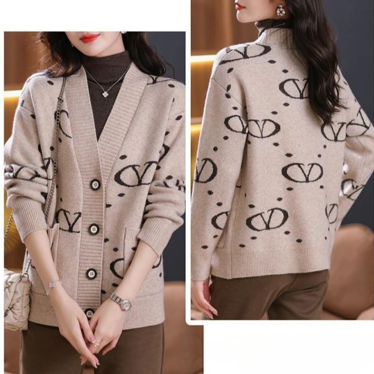 Women's V Neck Printed Knitted Cardigan Autumn Winter Loose Thick Plus Size Sweater Jacket