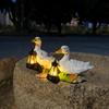 American Animal Resin Duck Solar Lamp for Outdoor Garden Decor