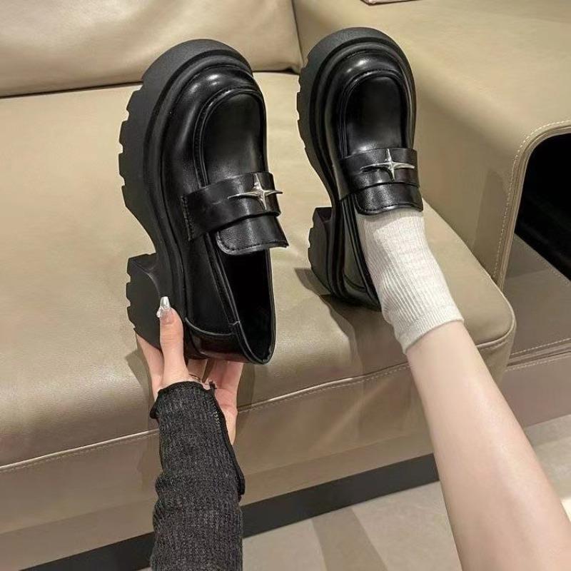 Retro Star Autumn New Light Big Head Versatile Height Increase Platform Small Leather Shoes