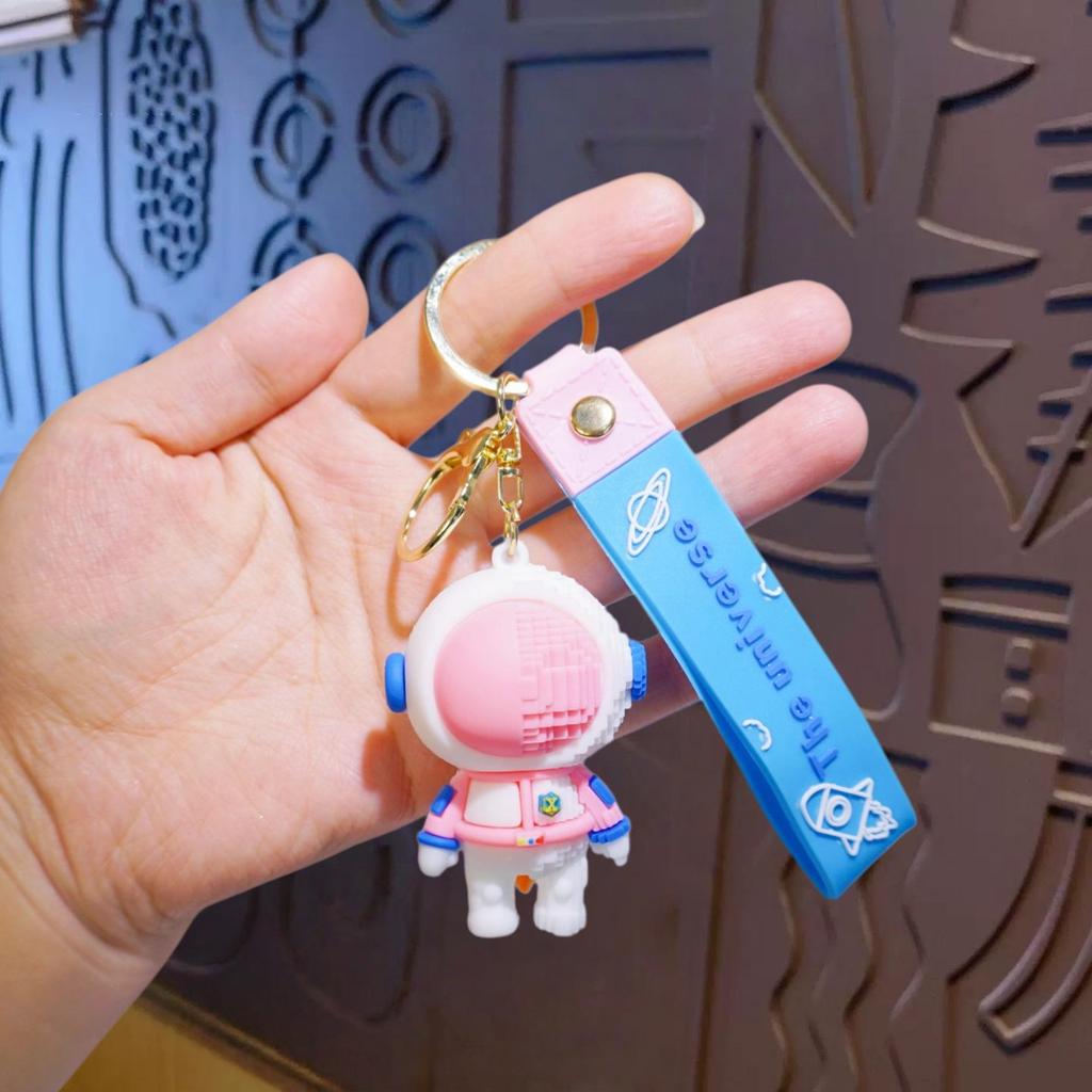Astronaut Cartoon Keychain: Mini Space Suit Pendant Gift