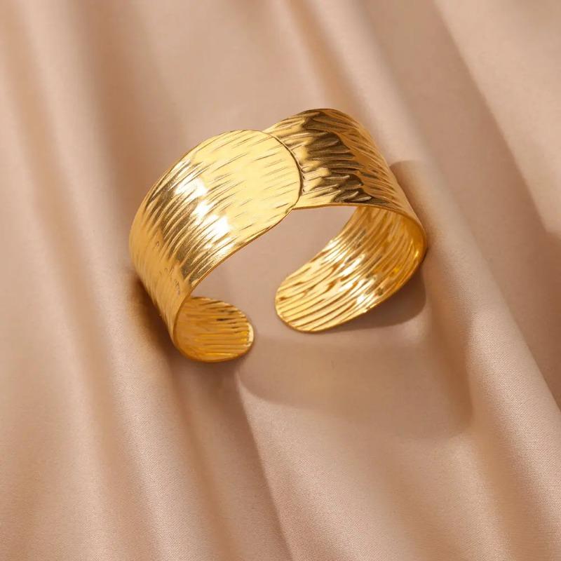 Personality exaggerated opening bracelet simple fashion high sense wide version jewelry creativity