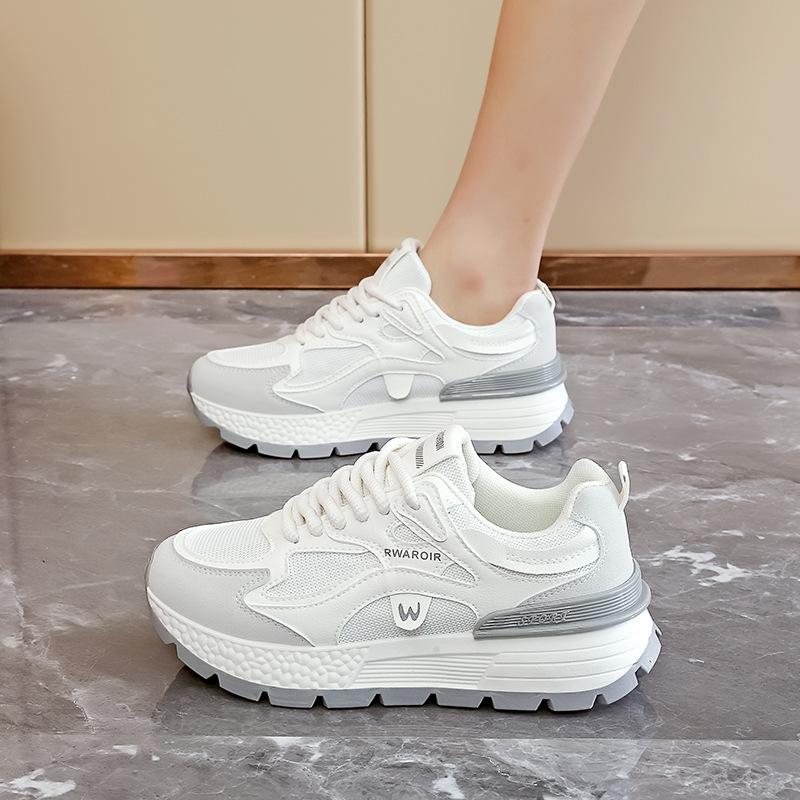 Showing Feet Little Dad Shoes Women's 2025 Spring New Fried Street Heightening Versatile Casual Sports Forrest Gump Shoes AD8802-1