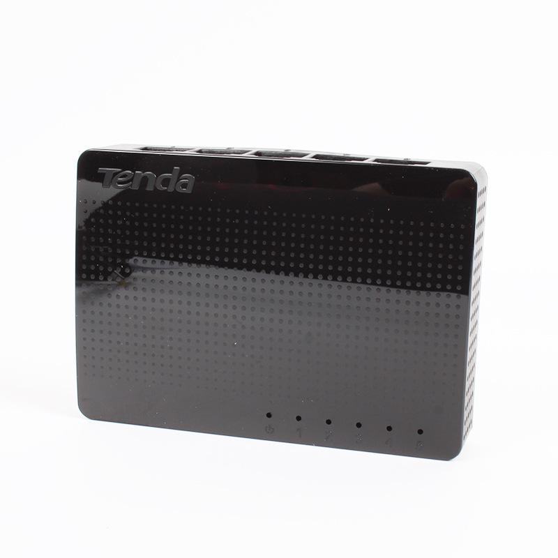 Tenda SG105 5-Port Gigabit Network Switch with IP55 Protection