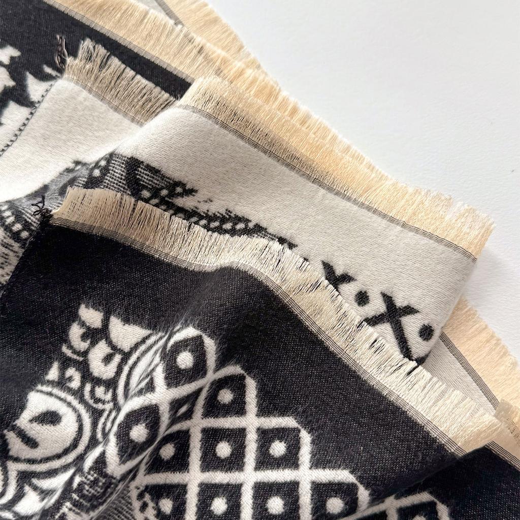 Autumn And Winter Imitation Cashmere Scarf Thickened And Lengthened Flower Scarf Retro Ethnic Style Shawl Dual-Purpose Outer Cover