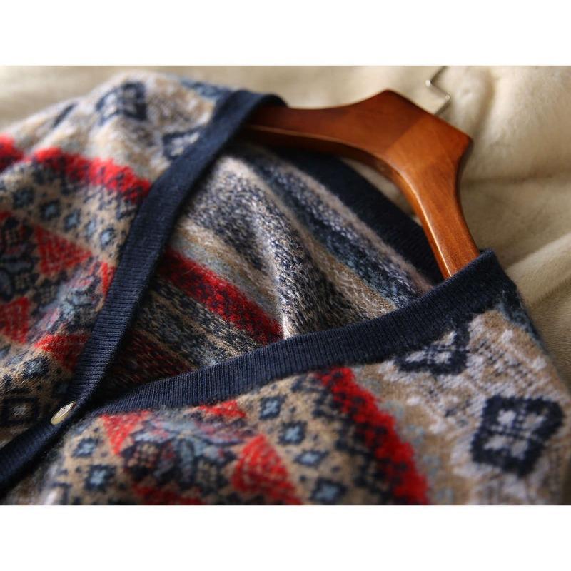 Loose Coat Women's New Autumn Winter Fashionable Casual Knitted Cardigan Ladylike Temperament Sweater Small Outer Wear