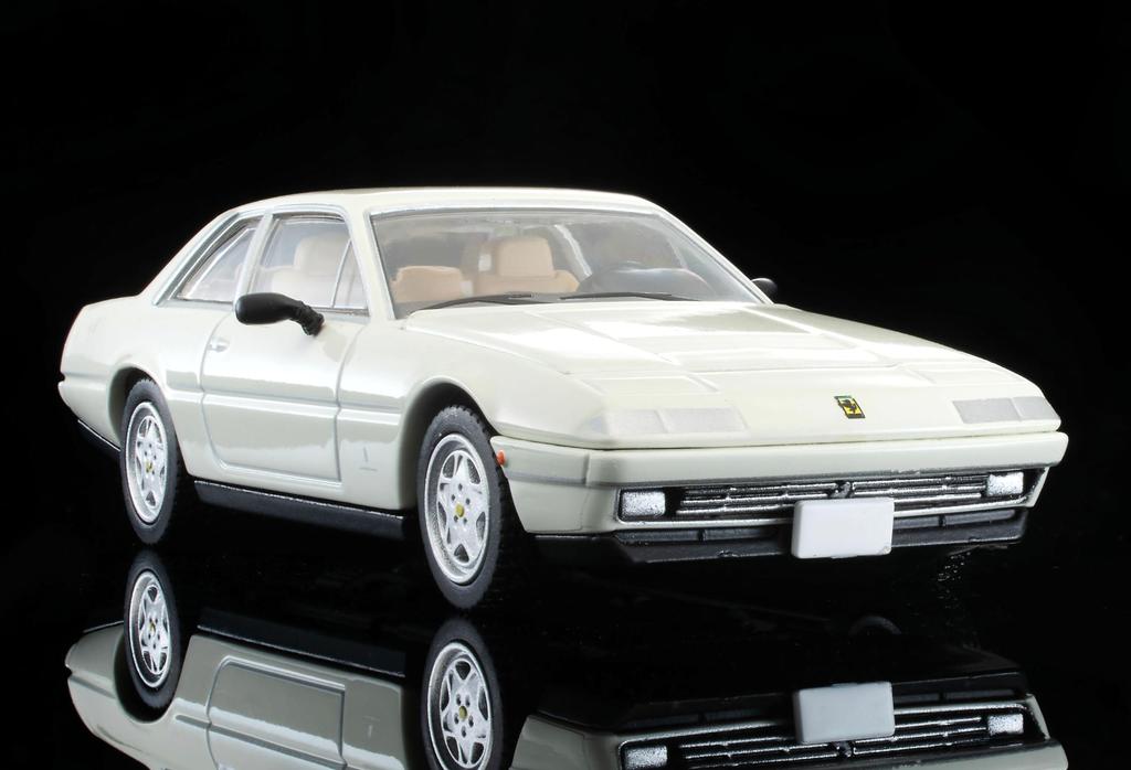 Tomica Limited Vintage Neo Ferrari 412 White Finished Product LV-N