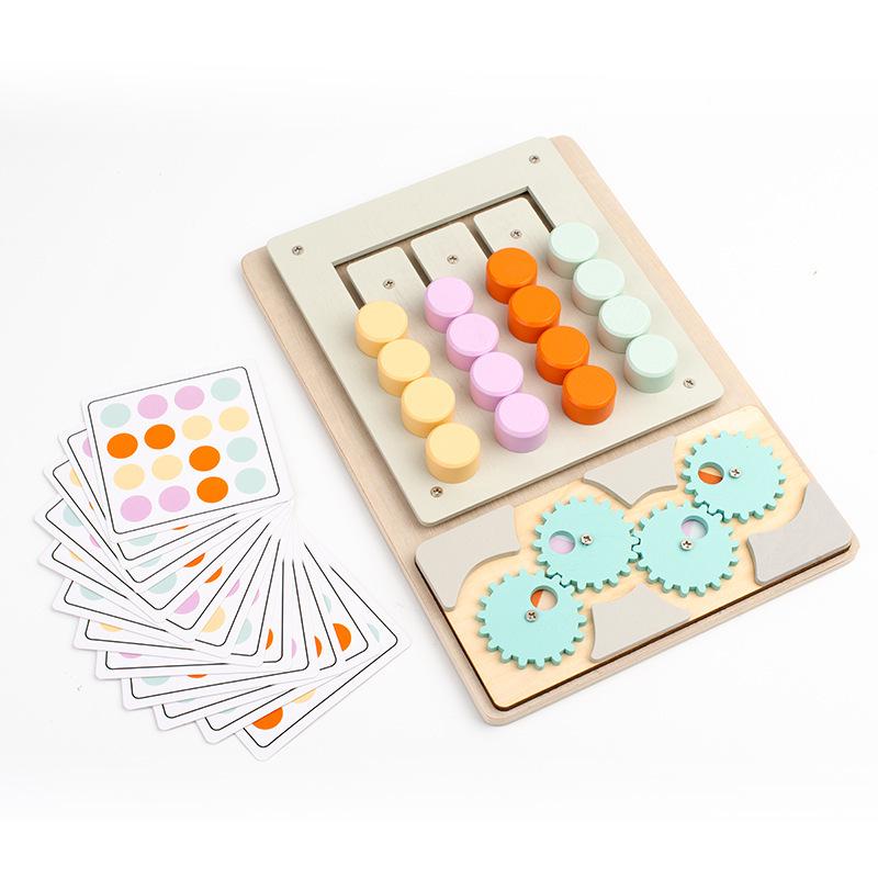 Montessori Rotating Gear Maze: Four-Color Shape & Color Enlightenment Wooden Toy for Children