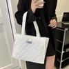 Chic Simple Women's Spacious Tote Bag Trendy Fall Season Shoulder Handbag