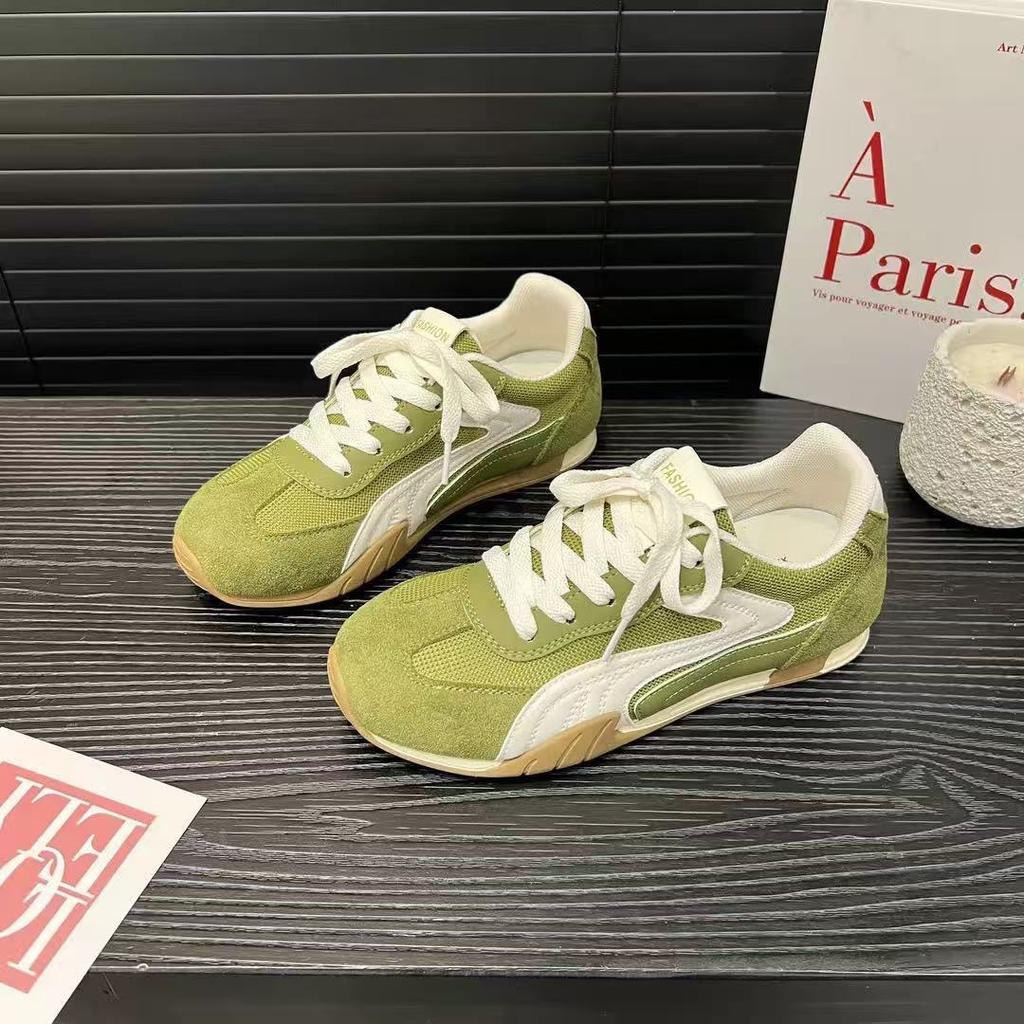 Retro German Training Shoes Women's 2026 New Lace-up Soft-soled Sports Shoes Are Comfortable and Versatile, Lightweight, Round Head Casual Shoes