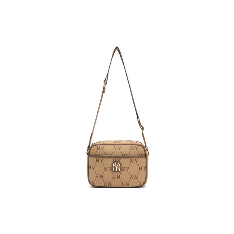 

MLB New York Yankees Monogram Polyester Crossbody Bags Unisex Khaki Brown Casual хакі