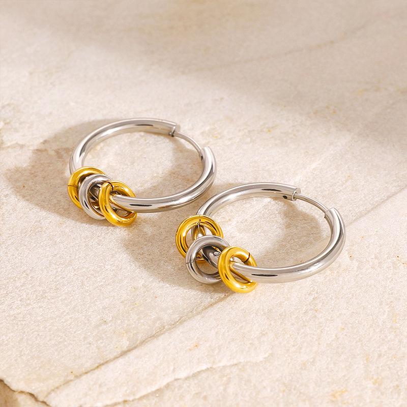 French Versatile 18K Gold Steel Circle Earrings: Non-Fading, Influential Style