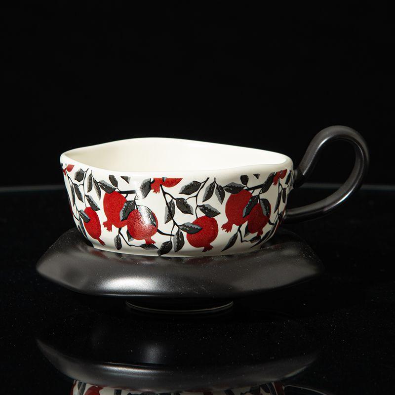 Tasse et Soucoupe à Café en Céramique Vintage 200ml Tasse et Soucoupe pour le Thé de l'Après-midi Anglais Ustensiles de Boisson pour la Maison le Bureau le Café Ustensiles pour le Café Cadeau