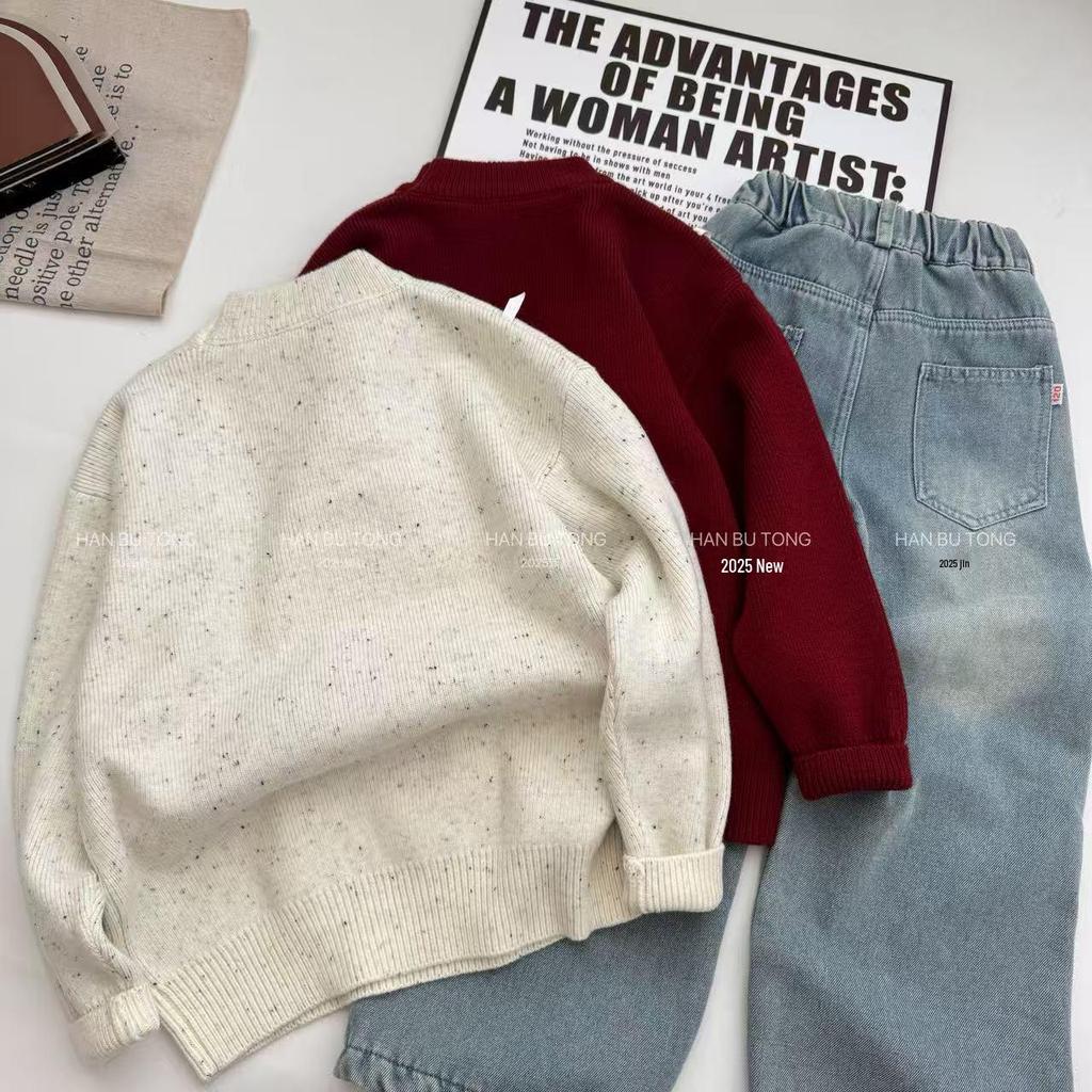 Girls' 2025 Sweater and Jeans Set: Warm Autumn/Winter Knit Pullover with Bow.