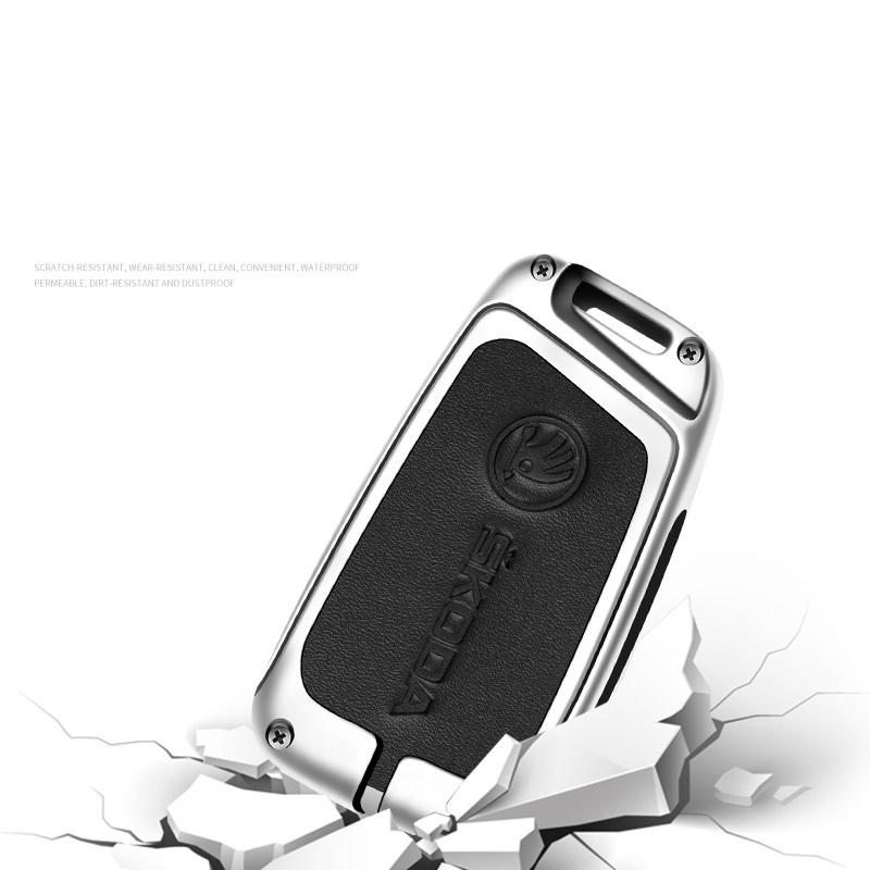AAAAM1 Zinc Alloy Car Smart Remote Key Case Bag Cover Holder Shell Fob For Skoda Superb A7 Karoq Kodiaq 2020 2021 Keychain Accessories
